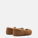 BALLERINAS AUS SHEARLING IN BRAUN