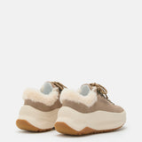 MOON247 CITY BEIGEFARBENE SNEAKERS AUS SHEARLING
