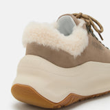 MOON247 CITY BEIGEFARBENE SNEAKERS AUS SHEARLING