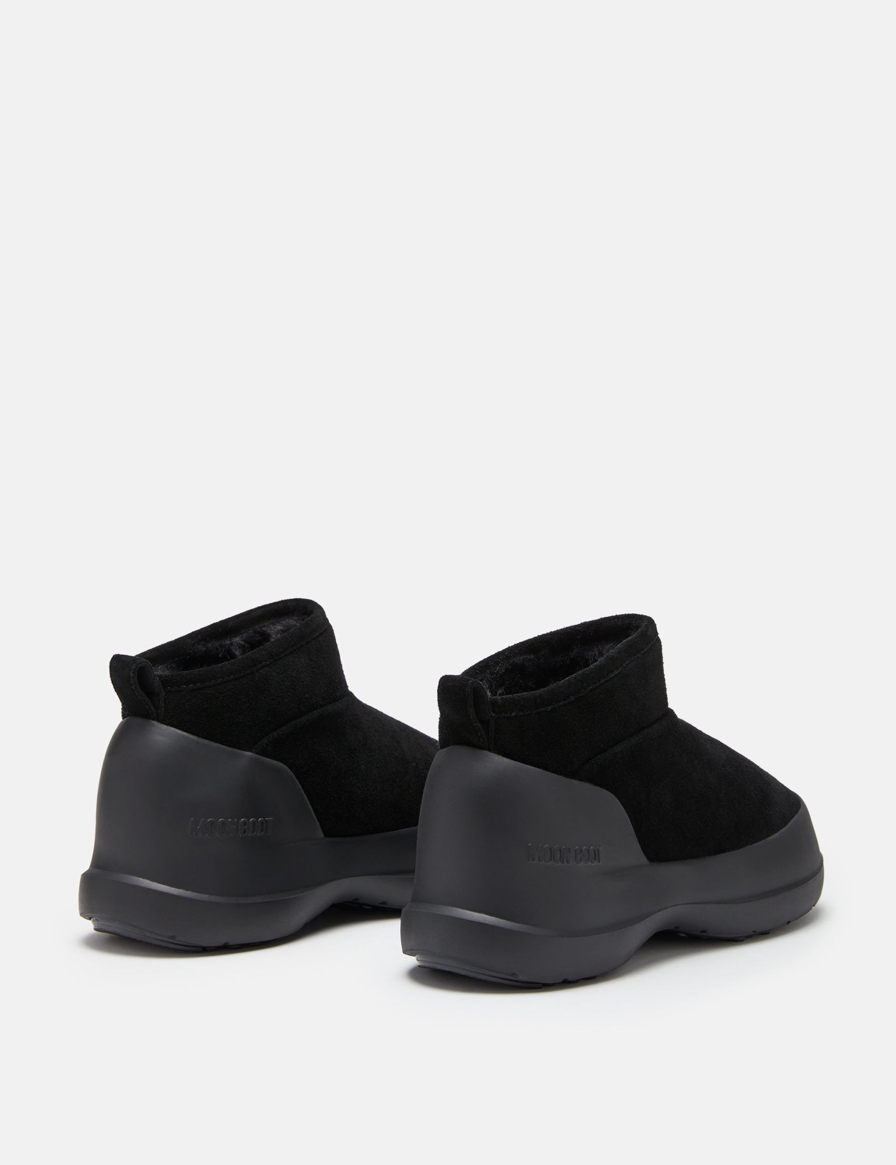 STIVALE MEZZALUNA LOW IN PELLE SCAMOSCIATA NERO