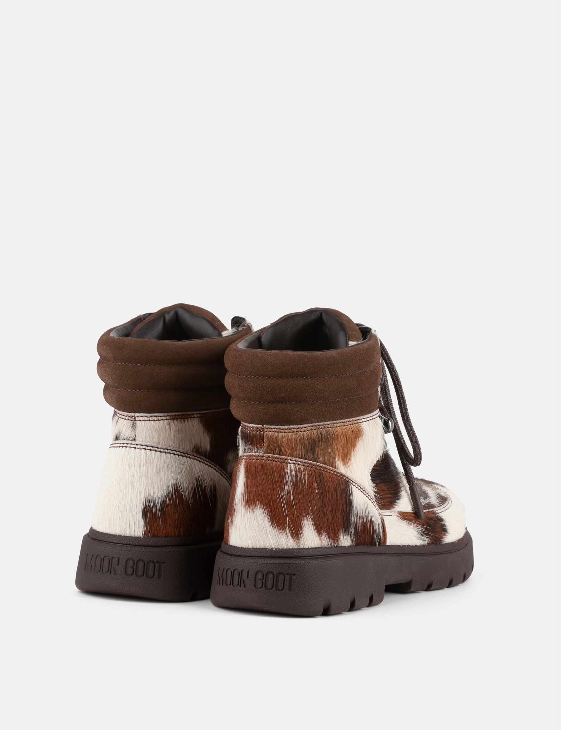 BOTAS DE COMBATE EN CAVALLINO