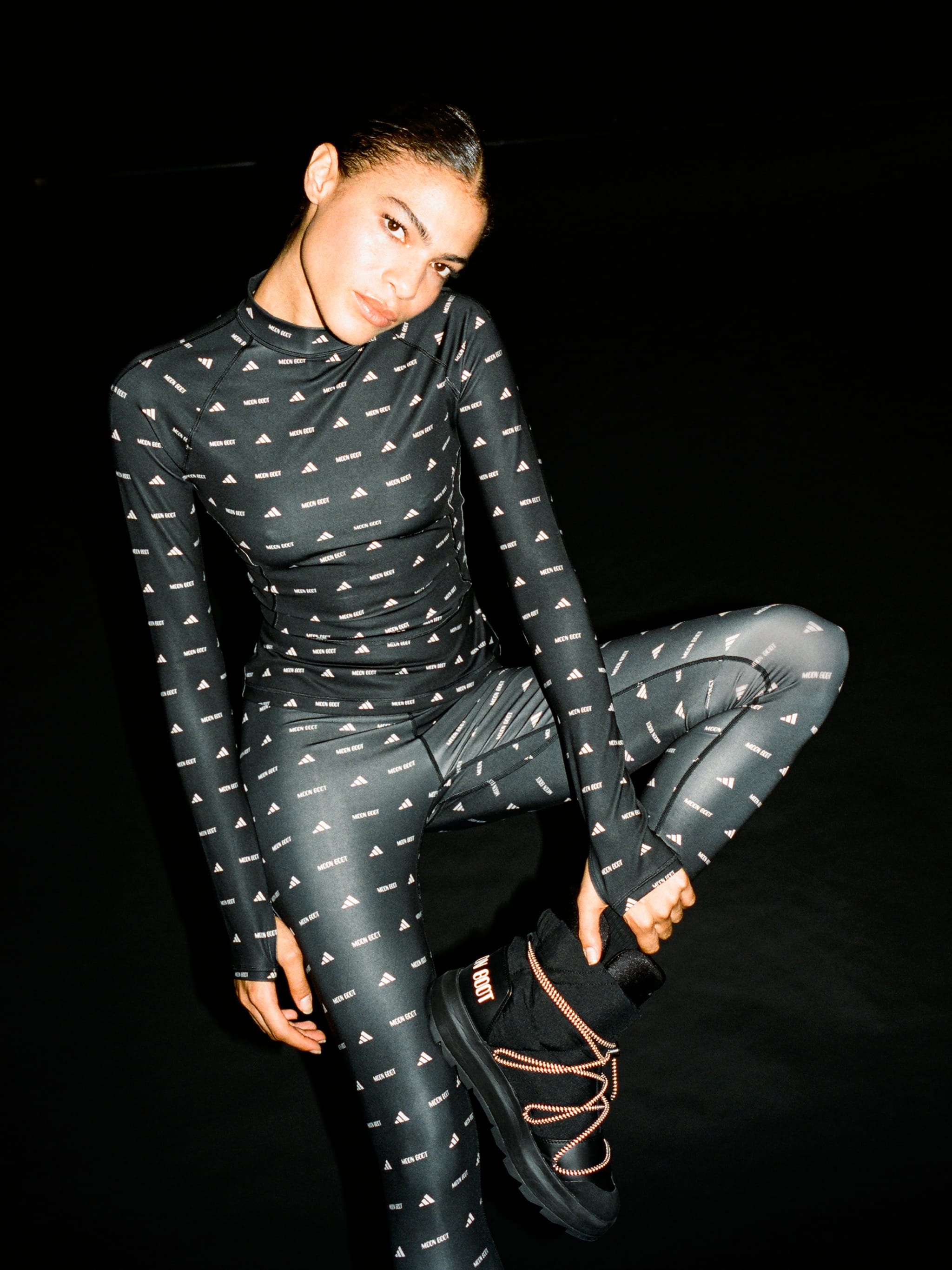 ADIDAS X MOON BOOT BLACK LEGGINGS