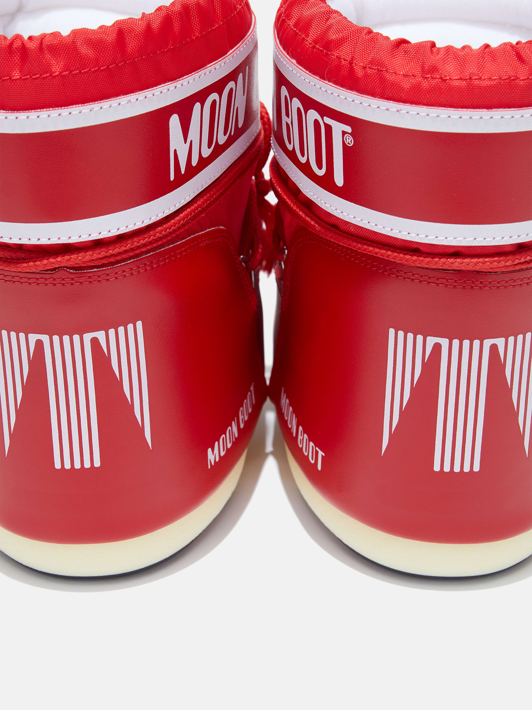 ICON LOW RED NYLON BOOTS | Moon Boot®