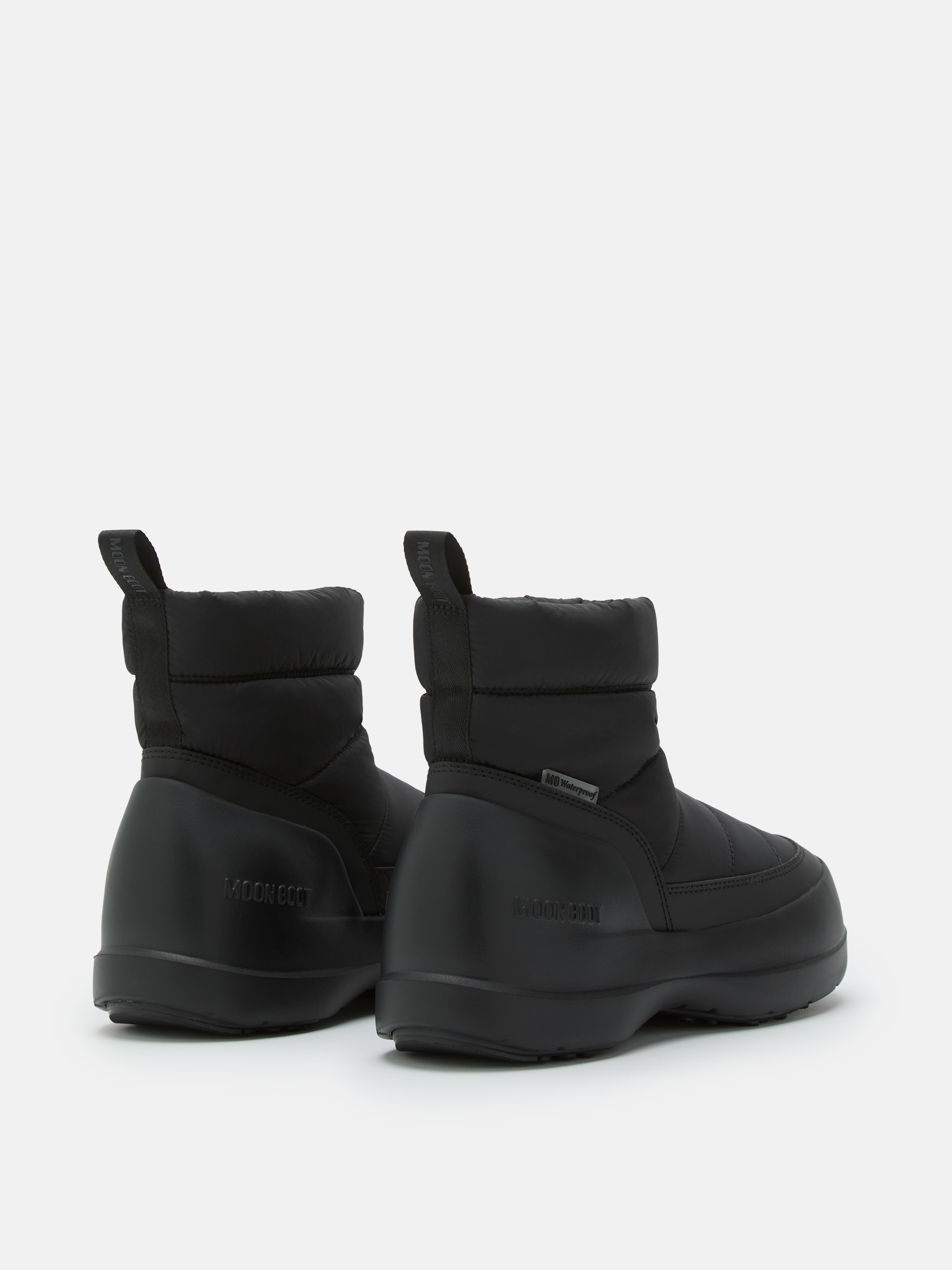 MEZZALUNA PUFFY SCHWARZE STIEFEL