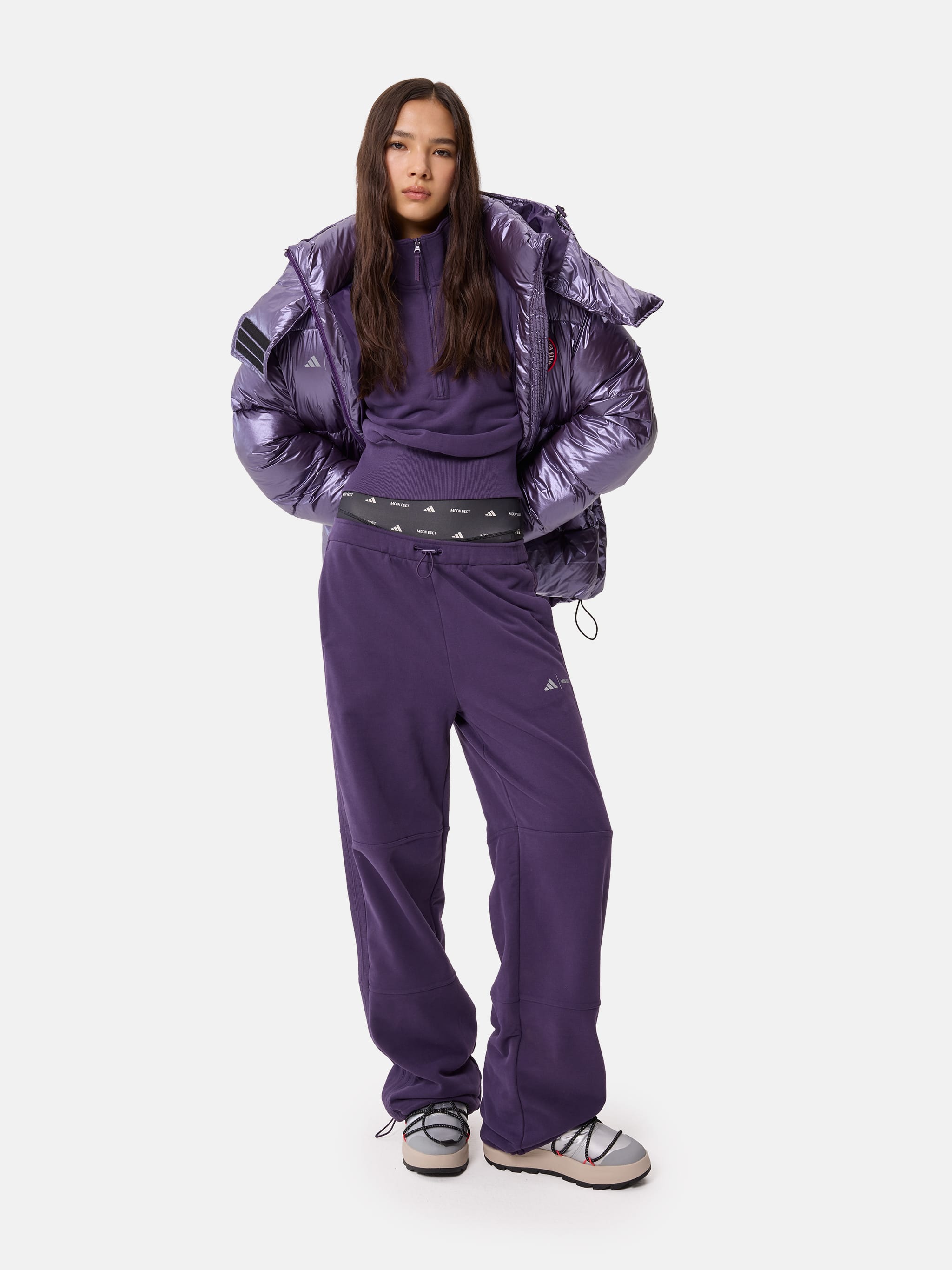 PANTALONI DA ALLENAMENTO VIOLA ADIDAS X MOON BOOT image number 2