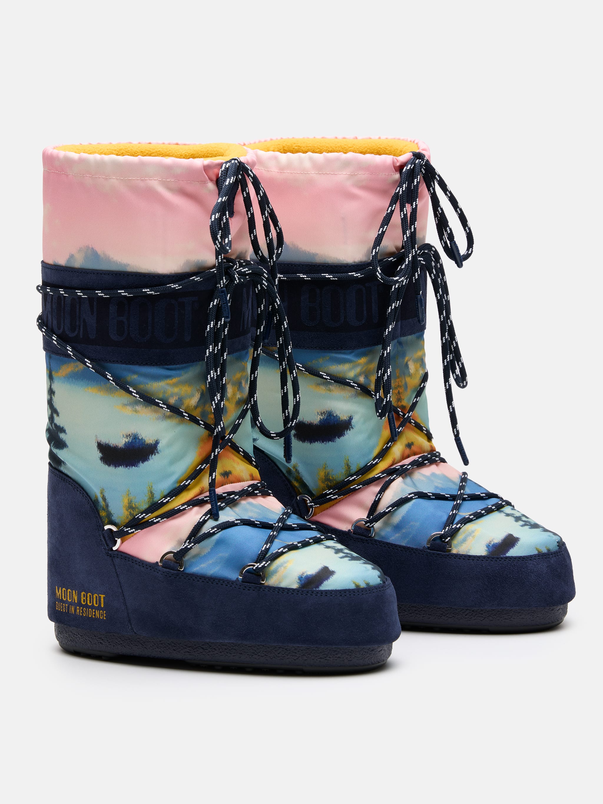 MOON BOOT X GUEST IN RESIDENCE ICON POSTCARD MIDNIGHT BOOTS image number 2