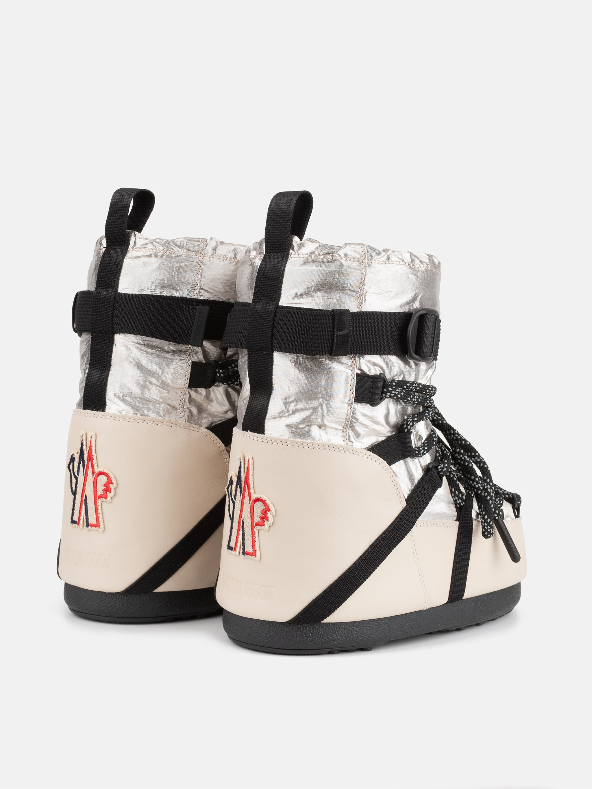 MOON BOOT X MONCLER GRENOBLE ICON LOW STIEFEL IN BLASSGOLD