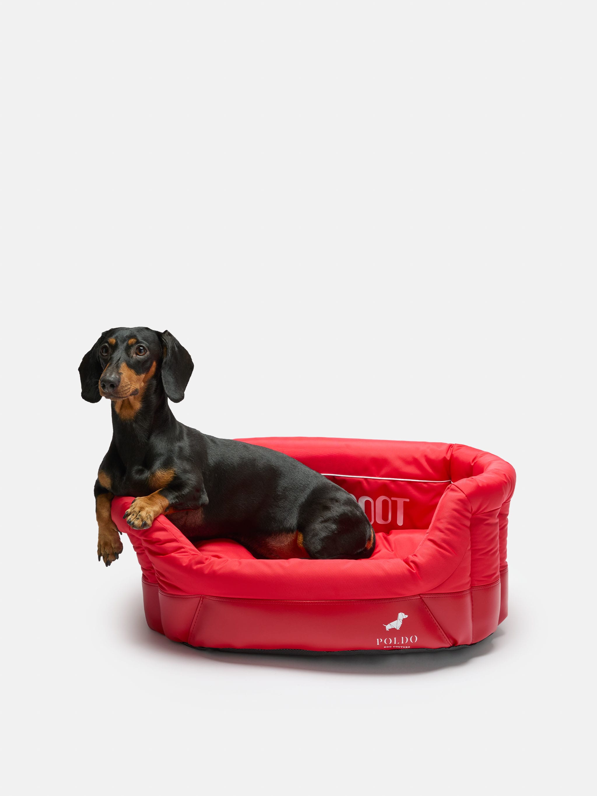 MOON BOOT X POLDO DOG COUTURE CAMA ACOLCHADA ROJA PARA PERROS