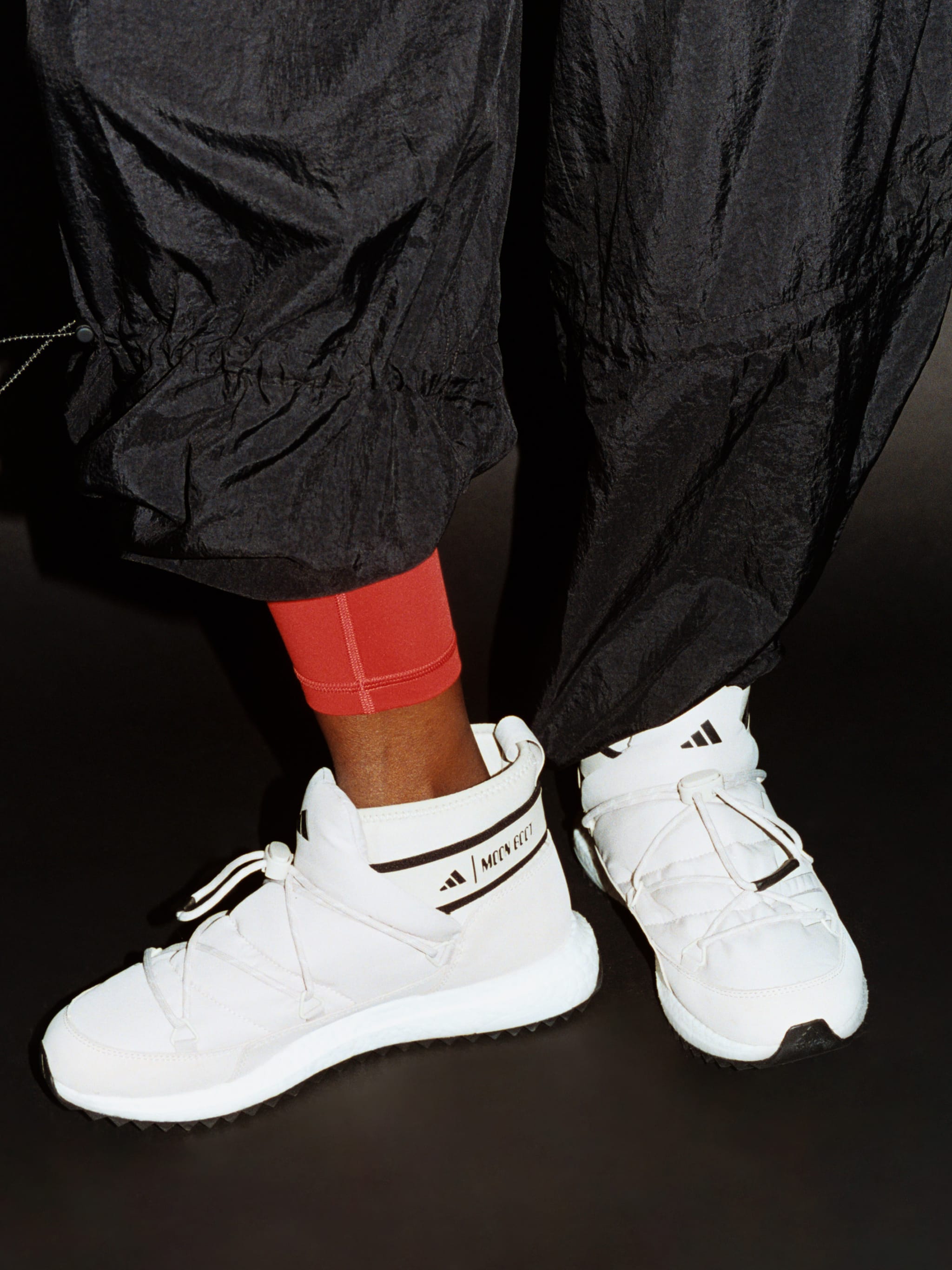Zapatillas Moonboost Low de adidas x Moon Boot image number 0