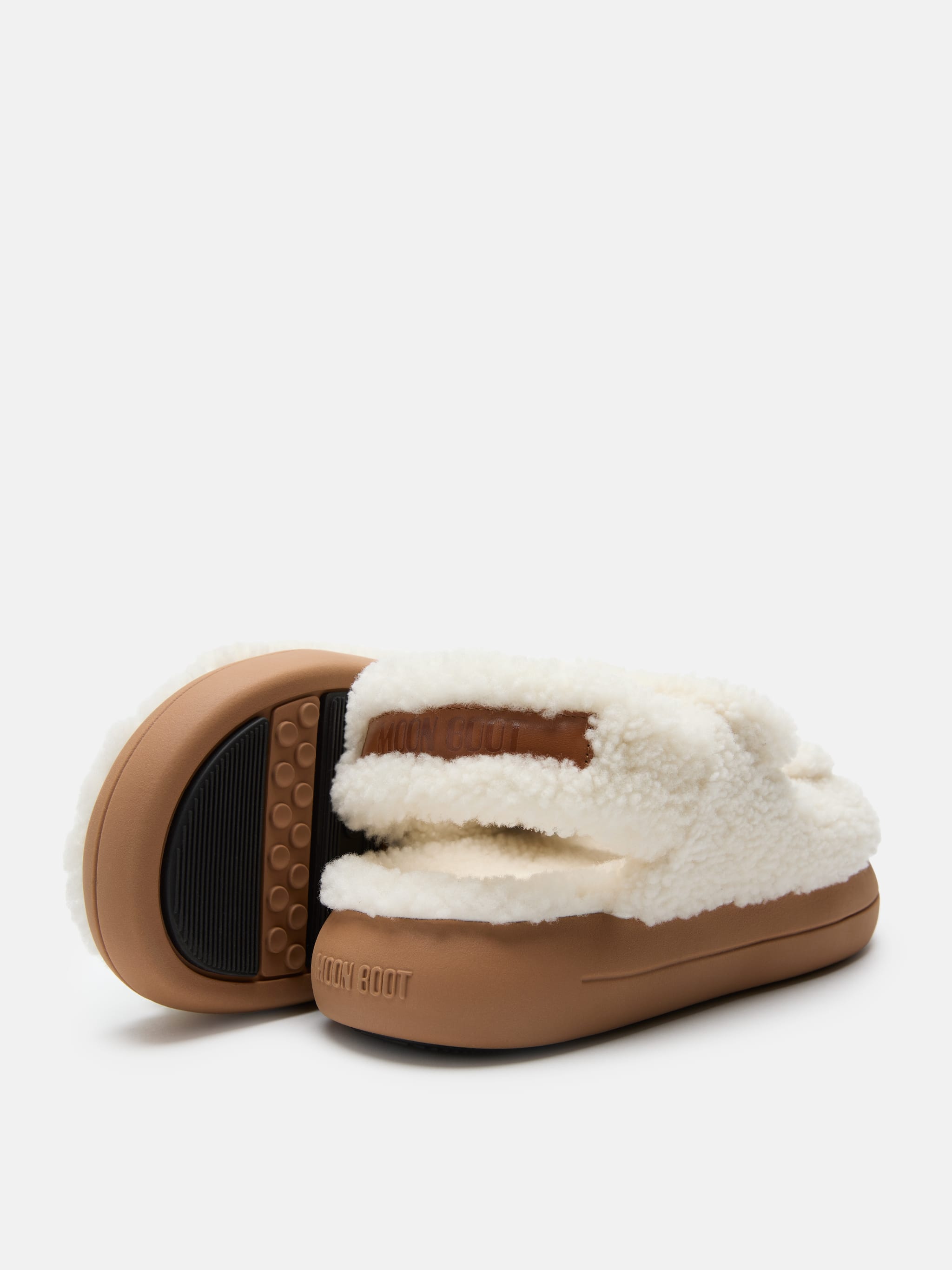 SHEARLING WHITE SANDALS image number 2