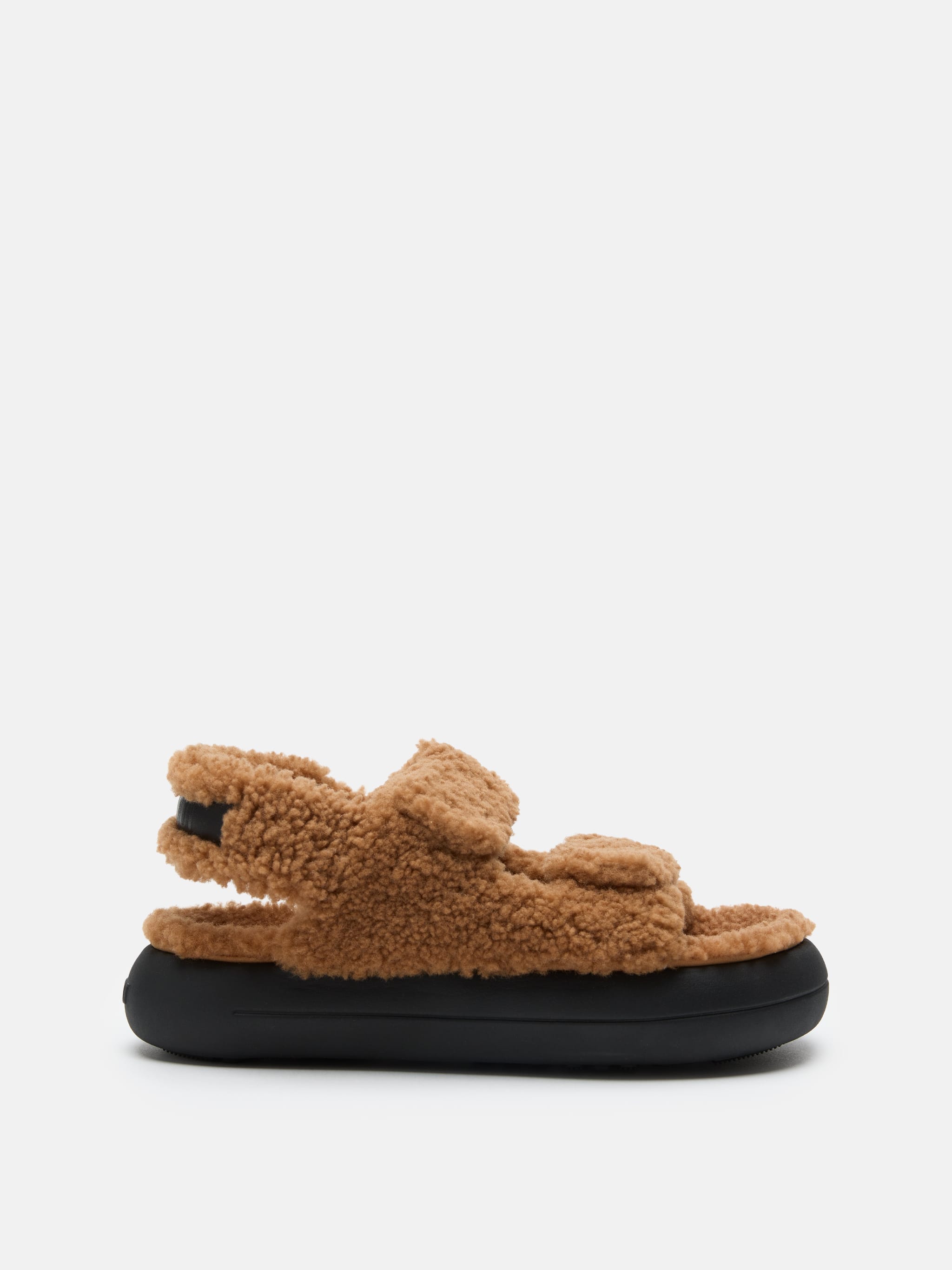 SANDALEN AUS SHEARLING IN BRAUN