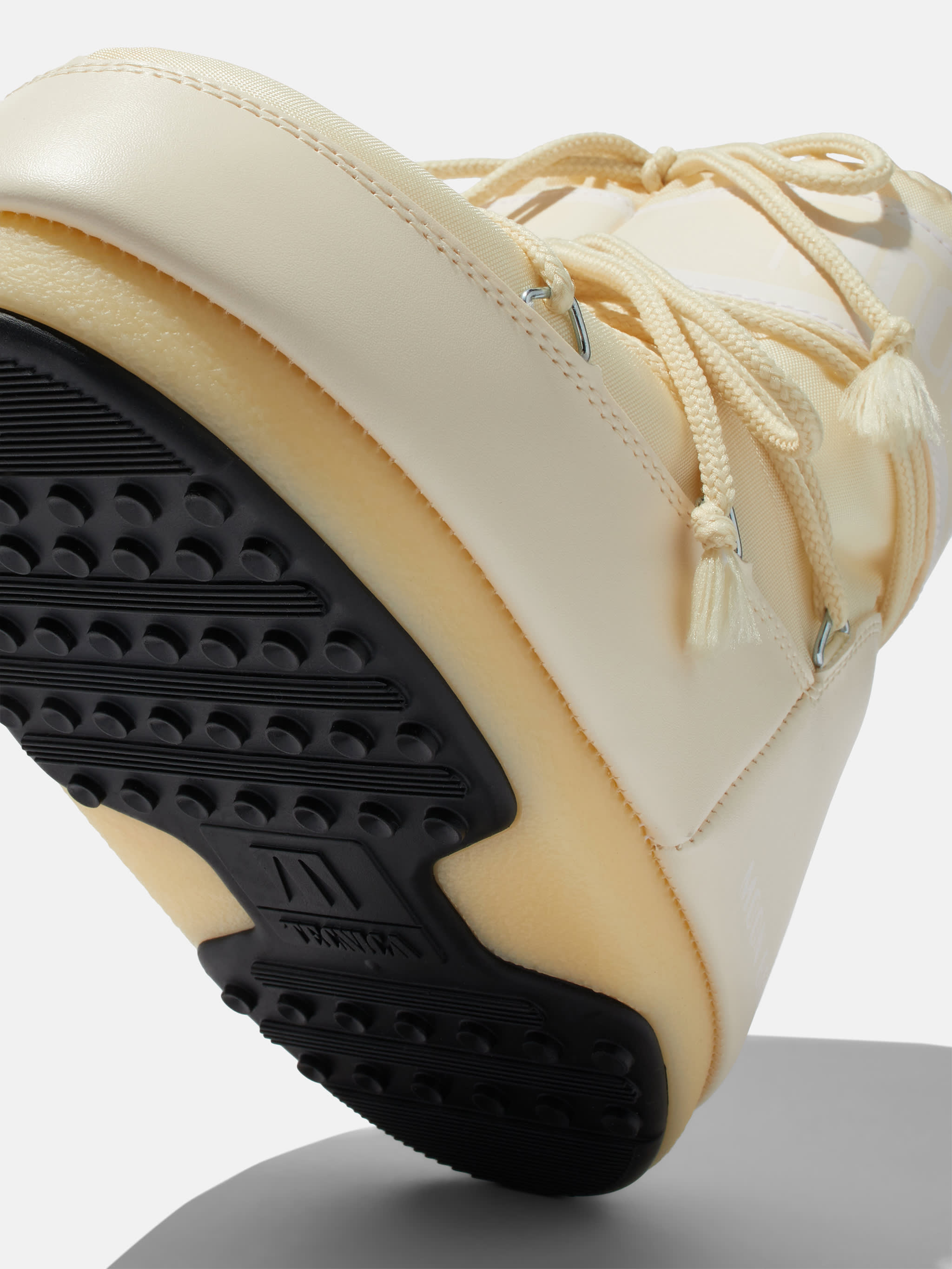 BOTAS ICON LOW CREAM DE NAILON image number 2
