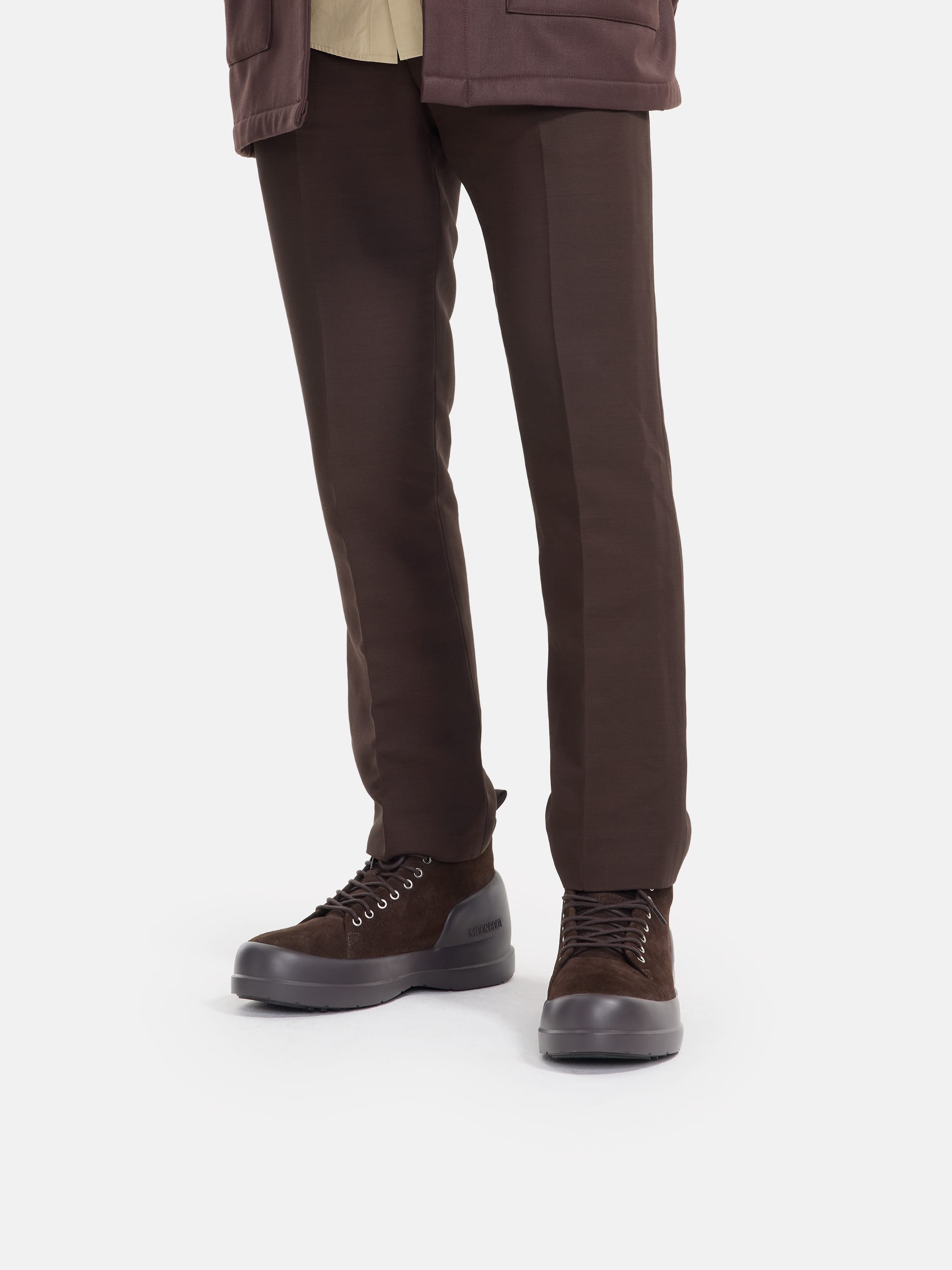 MEZZALUNA DUNKELBRAUNE MID STIEFEL AUS VELOURSLEDER MIT SCHN&Uuml;RUNG image number 4