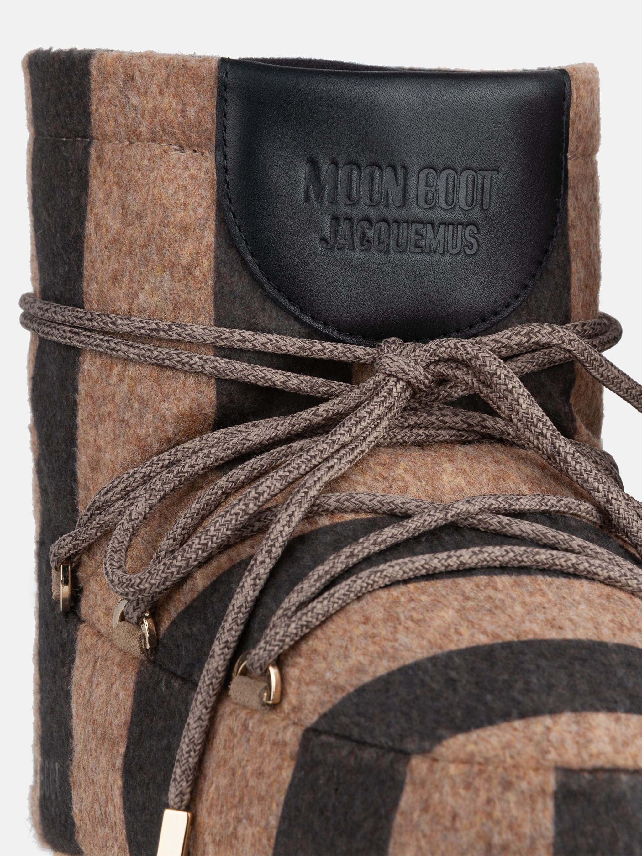 Jacquemus + Moon Boot BOTAS ICON LOW BEIGE DE FIELTRO JASPEADO image number 3