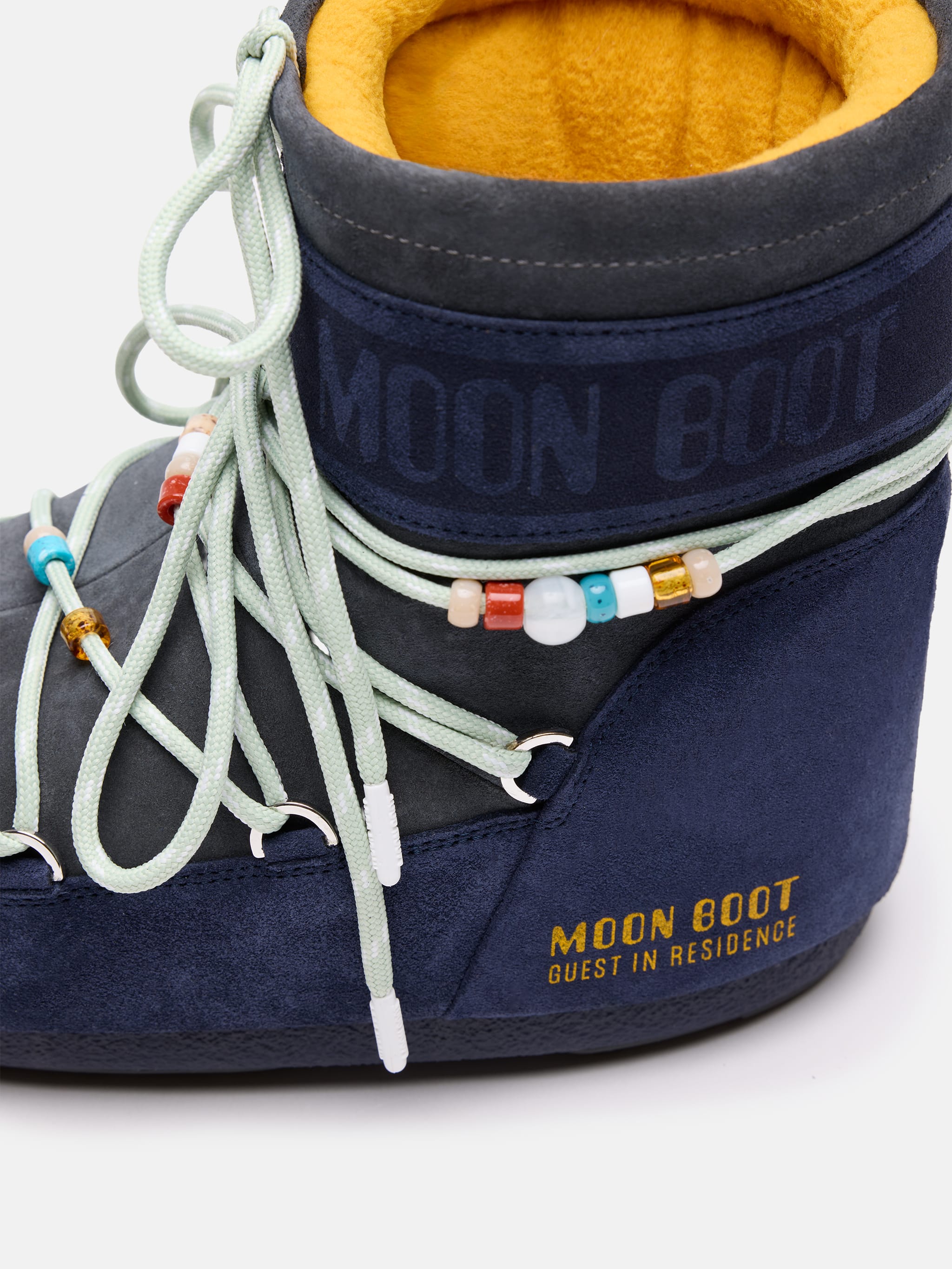 STIVALE ICON LOW MIDNIGHT E GRIGIO IN PELLE SCAMOSCIATA CON PERLINE MOON BOOT X GUEST IN RESIDENCE image number 3