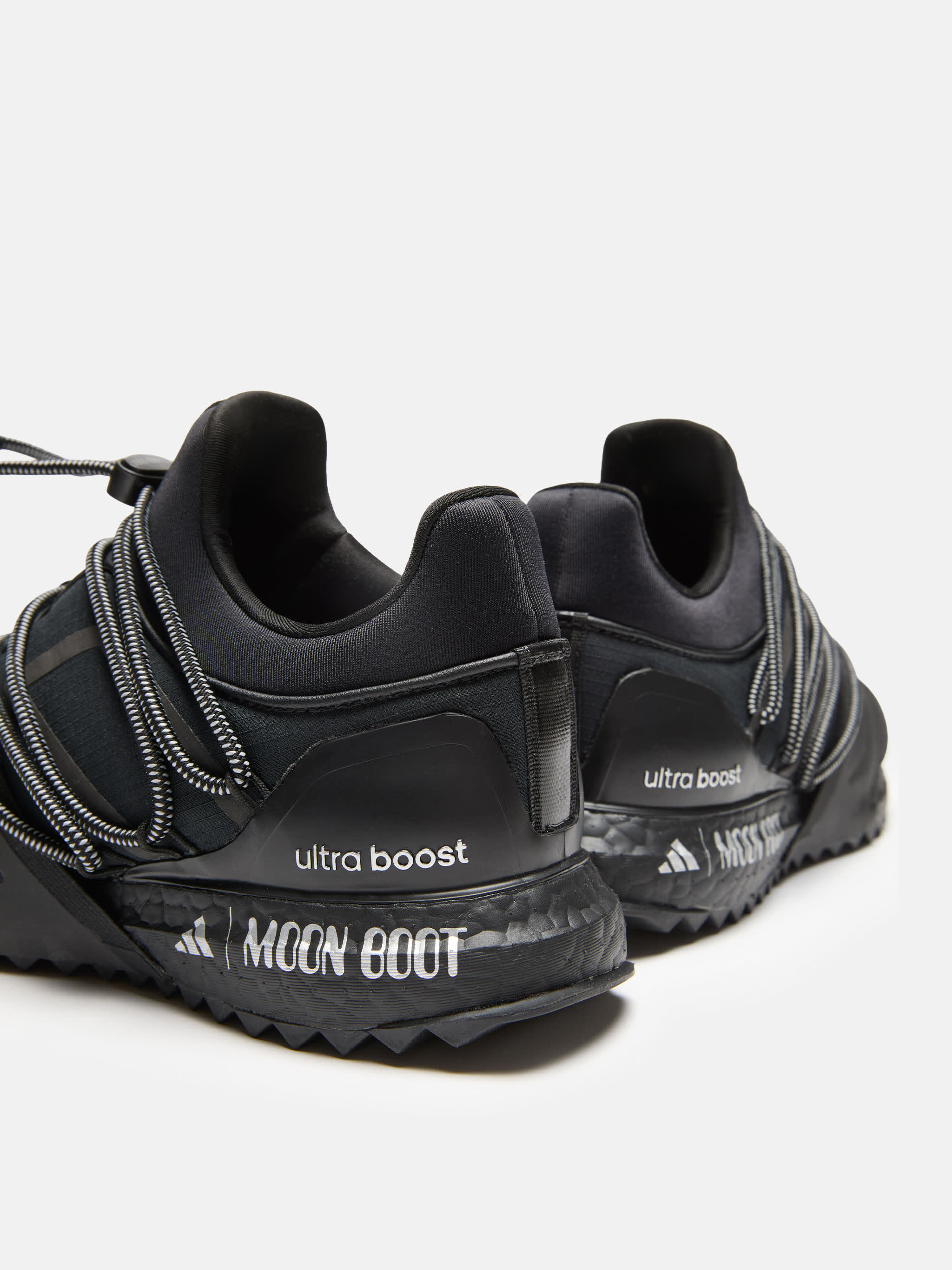 ADIDAS X MOON BOOT ULTRABOOST&nbsp;1.0 LOW-TOP-SNEAKERS IN SCHWARZ image number 2