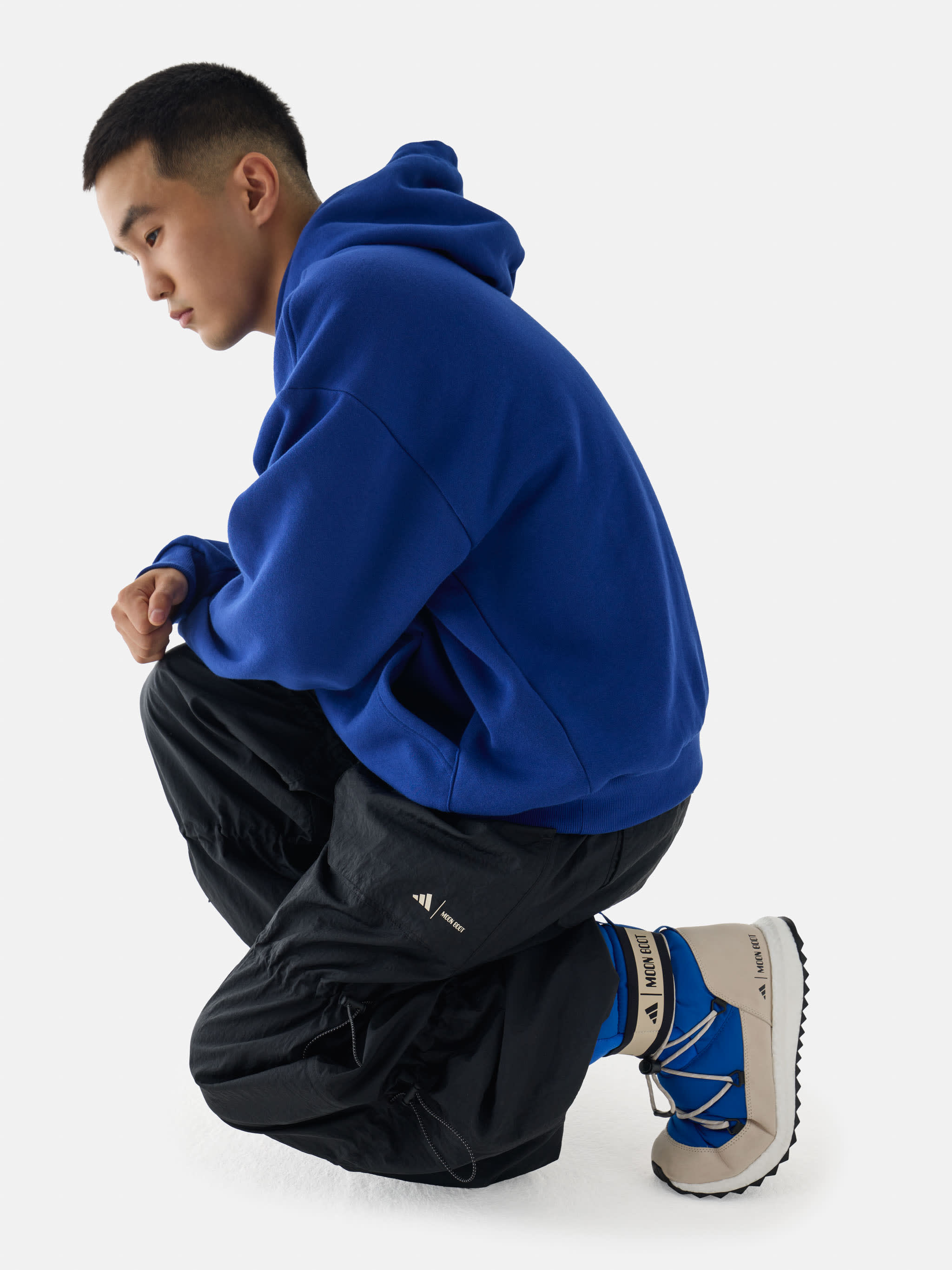 adidas x Moon Boot Moonboost High Blue Sneakers image number 4