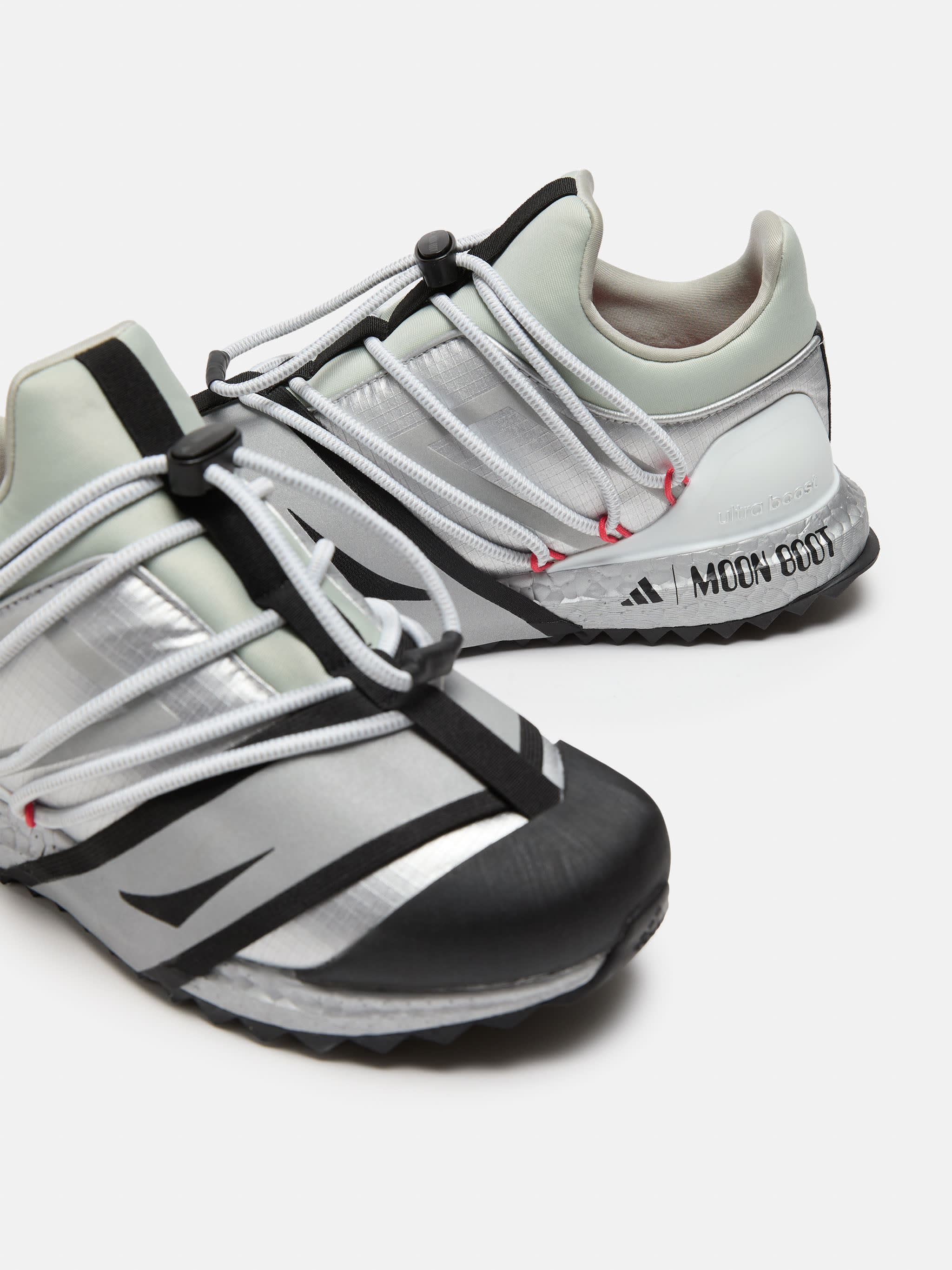 ADIDAS X MOON BOOT ULTRABOOST&nbsp;1.0 LOW-TOP-SNEAKERS IN MATTSILBER image number 2