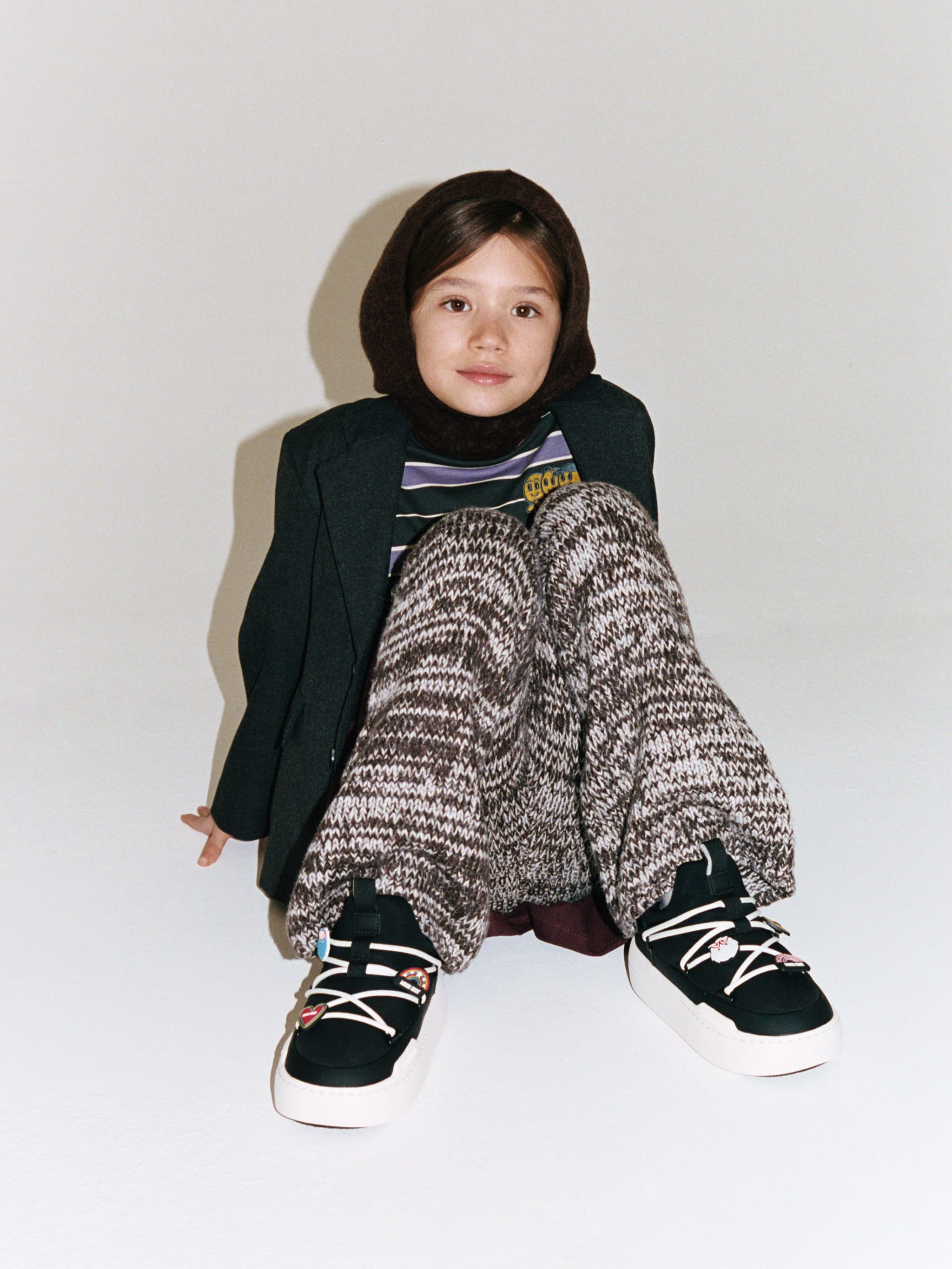 JUNIOR PARK SCHWARZE LOW SNEAKERS MIT SCHNÜRUNG image number 4