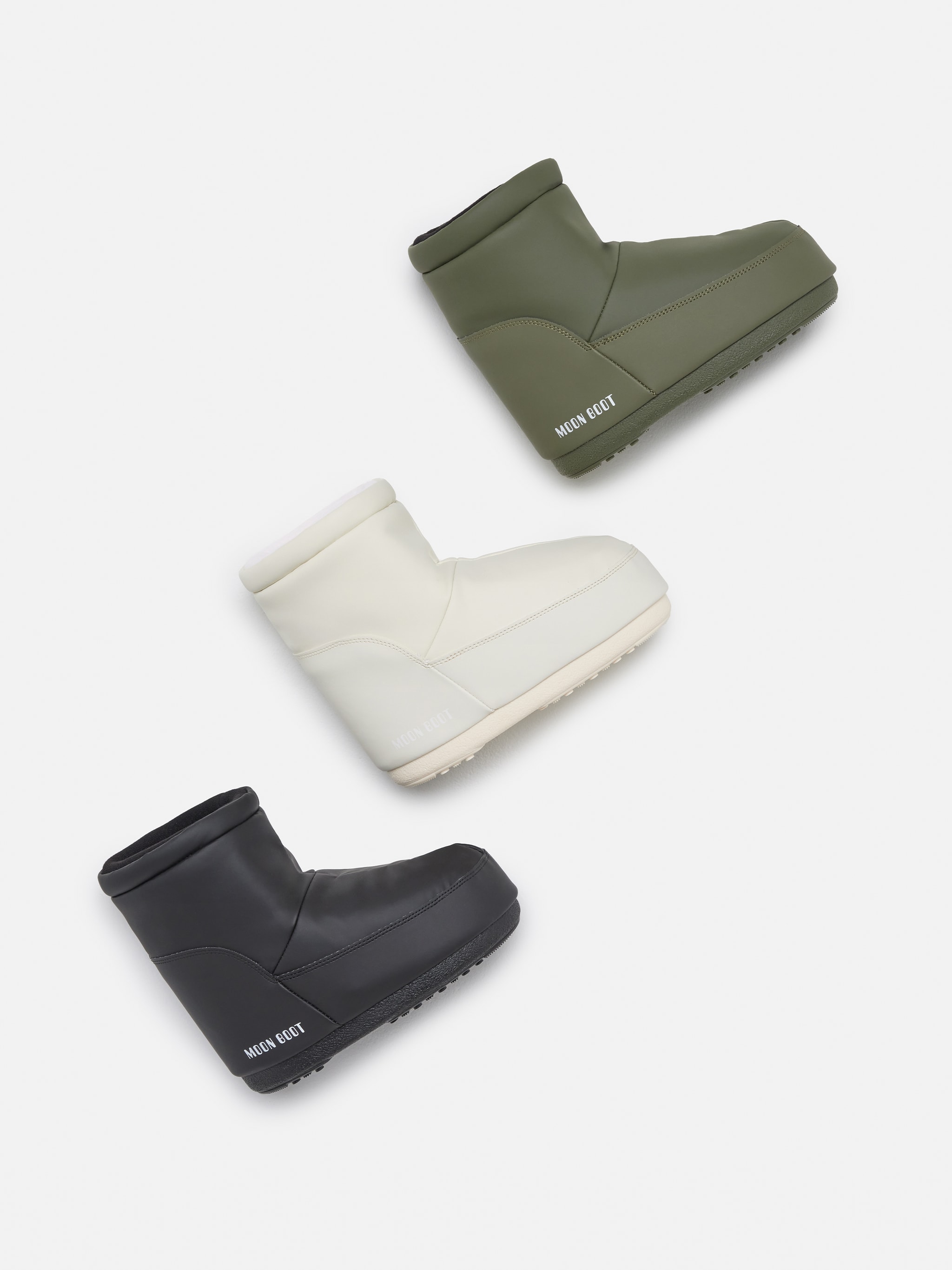 STIVALE ICON LOW NERO IN GOMMA SENZA LACCI image number 4