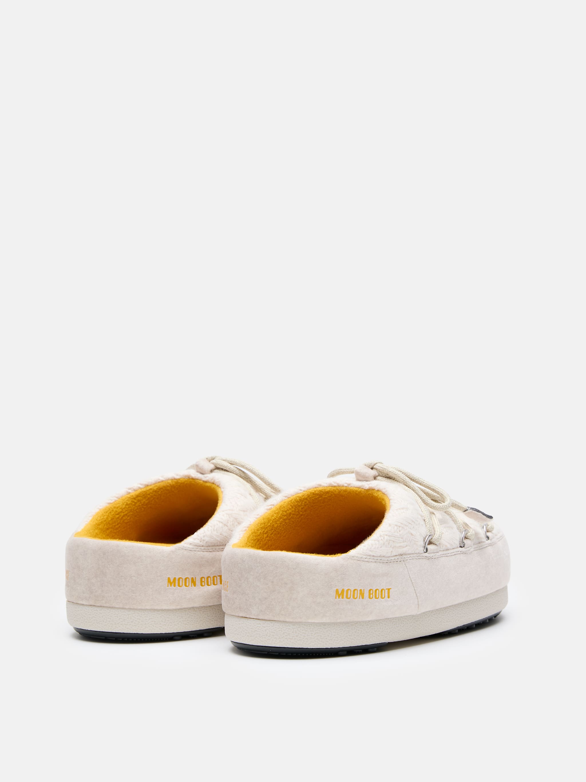 MULE EVX SABBIA IN MAGLIA MOON BOOT X GUEST IN RESIDENCE